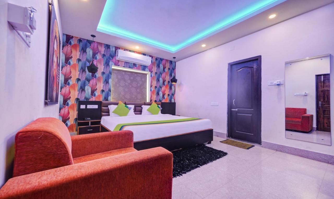 Treebo The Bollywood Hotel Бхубанешвар Екстериор снимка