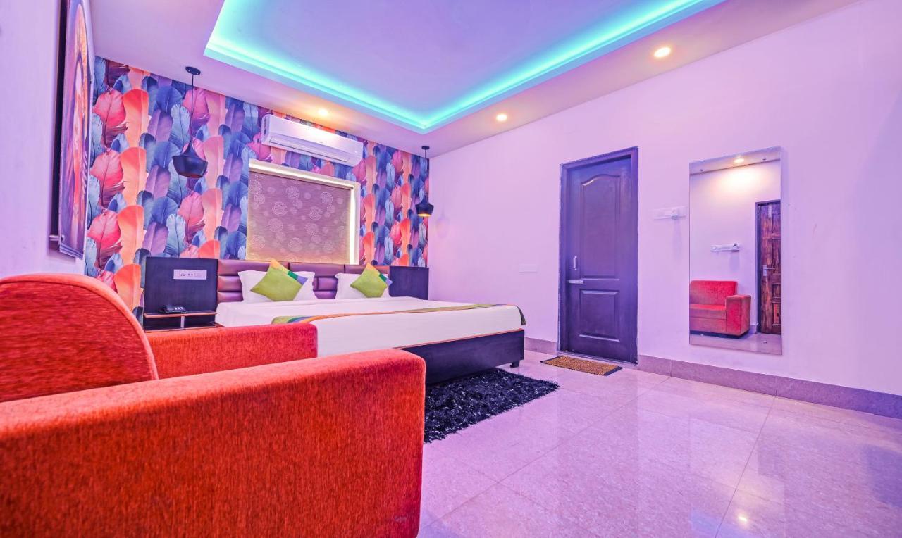 Treebo The Bollywood Hotel Бхубанешвар Екстериор снимка
