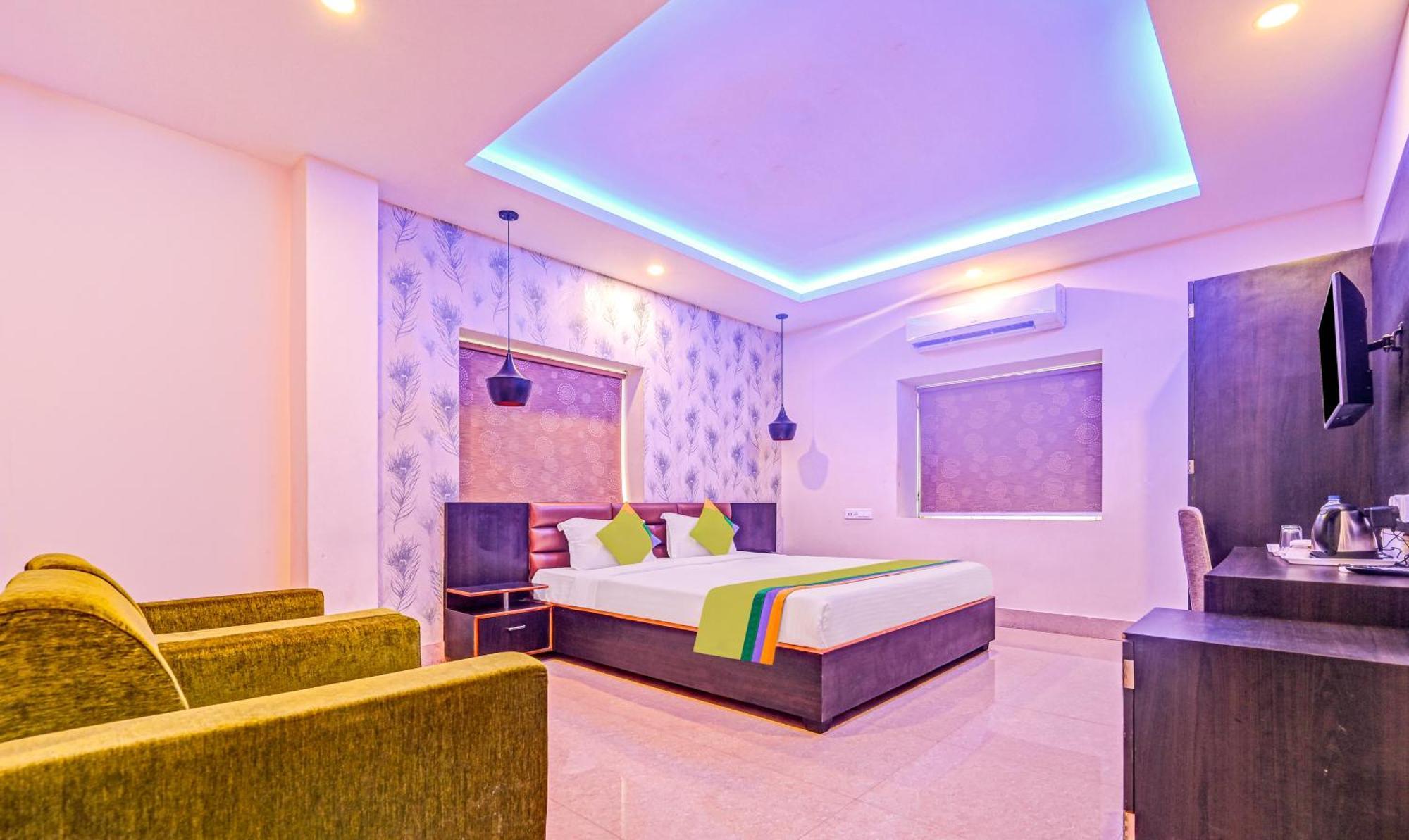 Treebo The Bollywood Hotel Бхубанешвар Екстериор снимка